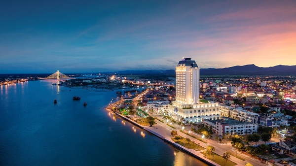 Khai trương khách sạn Vinpearl cao nhất tại 4 tỉnh thành - Hình 1