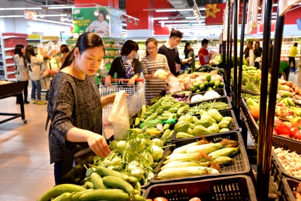 Bắc Giang: Trong tháng 9, tổng mức bán lẻ hàng hóa, dịch vụ đạt trên 2 nghìn tỷ đồng - Hình 1