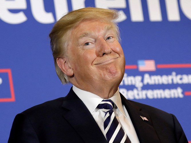 Donald Trump lạnh lùng ra đòn ào ạt, Bắc Kinh ‘bí bài’ phản công yếu ớt