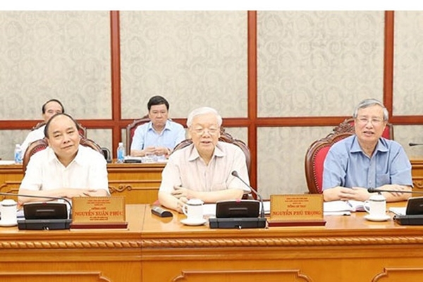 Bộ Chính trị họp lấy ý kiến về các đề án chuẩn bị trình Hội nghị Trung ương 8 khóa XII - Hình 1