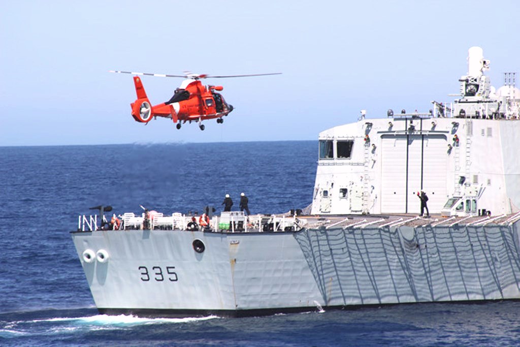 Tàu chiến Canada thăm Đà Nẵng - Hình 2