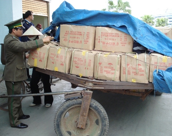 Trong tháng 8, lực lượng hải quan phát hiện, bắt giữ 1.155 vụ vi phạm