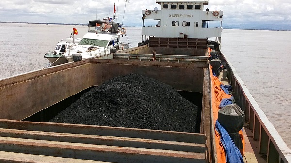 9 tháng năm 2018: Hải quan Quảng Ninh bắt 19 vụ buôn lậu, vận chuyển trái phép khoáng sản