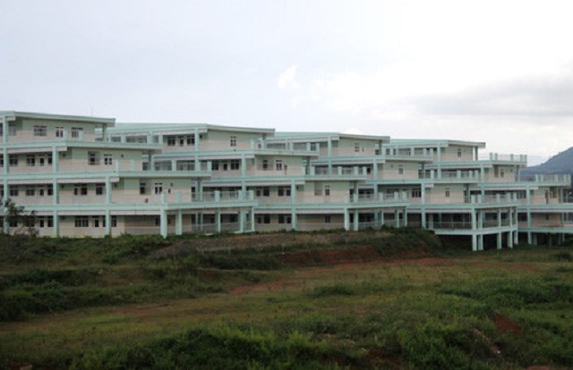 Lâm Đồng: Chậm tiến độ 5 năm, dự án bệnh viện hơn 500 tỷ chưa xây xong đã... hỏng?