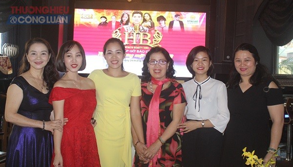 Trở thành gương mặt đại diện HB: Rinh hơn 1 tỷ đồng về nhà