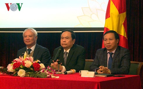 Đoàn đại biểu mặt trận tổ quốc và Quốc hội thăm Đại sứ quán Việt Nam ở Nga - Hình 5