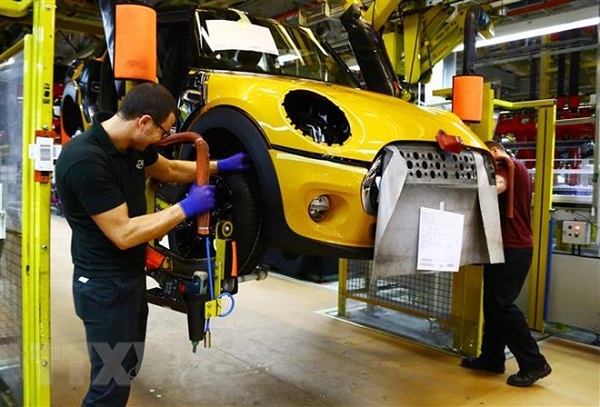 Brexit: Anh xóa bỏ các chế độ ưu đãi đối với lao động từ EU