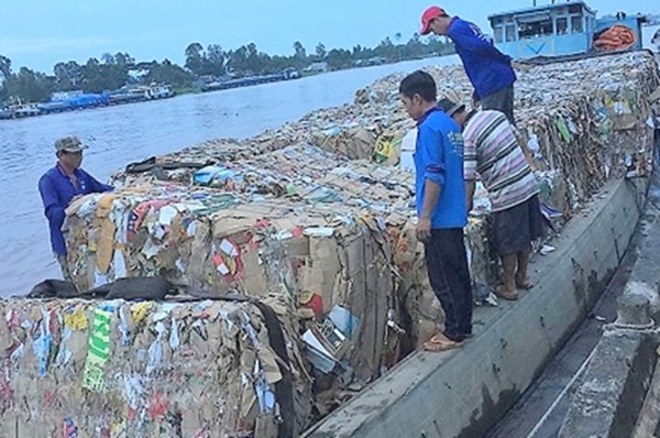 An Giang: Khởi tố hình sự vụ vận chuyển trái phép gần 60 tấn phế liệu qua biên giới