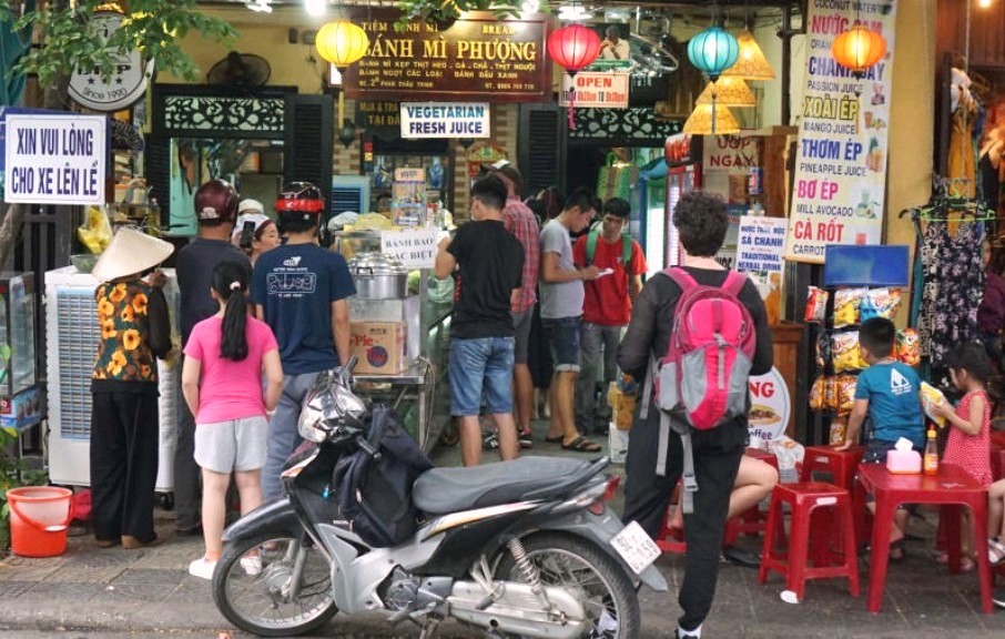 Hội An: “Bánh mì ngon nhất thế giới”