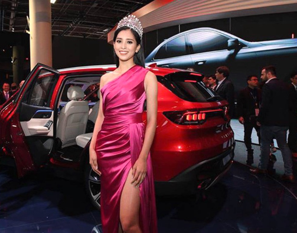 Trần Tiểu Vy may mắn nhất trong lịch sử Hoa hậu Việt Nam?