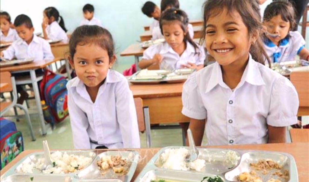 Huyện Ia Pa-Gia Lai: Chương trình Bữa 'Cơm Có Thịt' đầu tiên ở trường vùng sâu xã La Tul - Hình 2