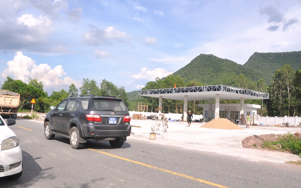 Huyện Đại Lộc – Quảng Nam: Tràn lan vi phạm đấu nối trái phép tuyến Quốc lộ 14B