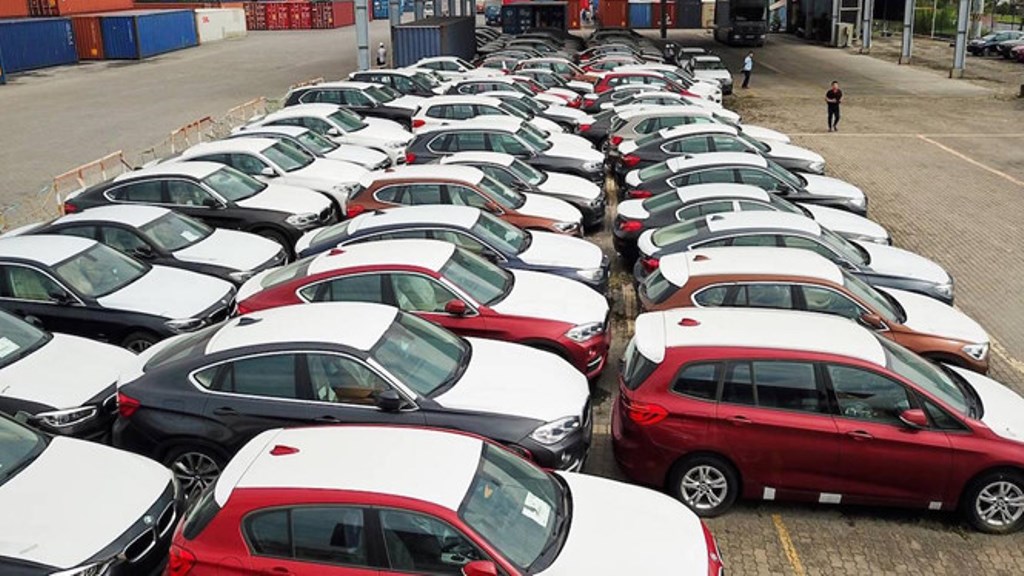 Đà Nẵng: Hải quan thông quan 30 xe ngoại sai pháp luật