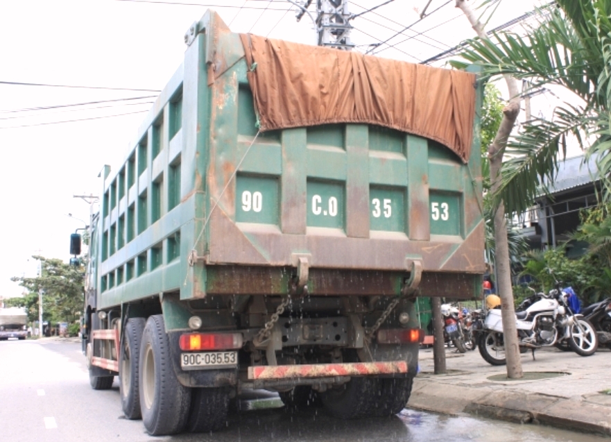 Đà Nẵng: Siết chặt xe quá tải, quá khổ - Hình 1