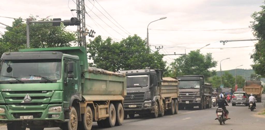 Đà Nẵng: Siết chặt xe quá tải, quá khổ - Hình 2