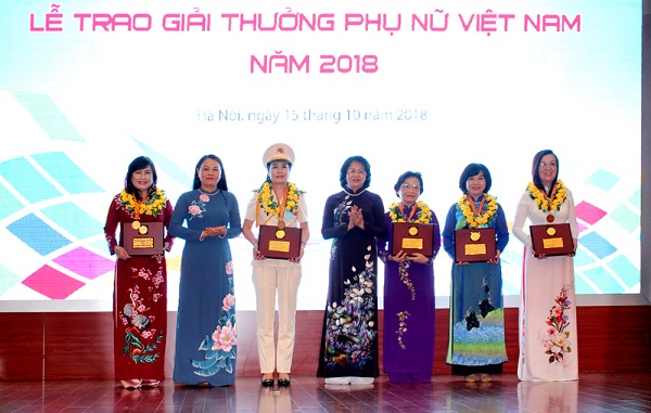 Giải thưởng Phụ nữ Việt Nam 2018: Vinh danh 15 tập thể, cá nhân - Hình 2