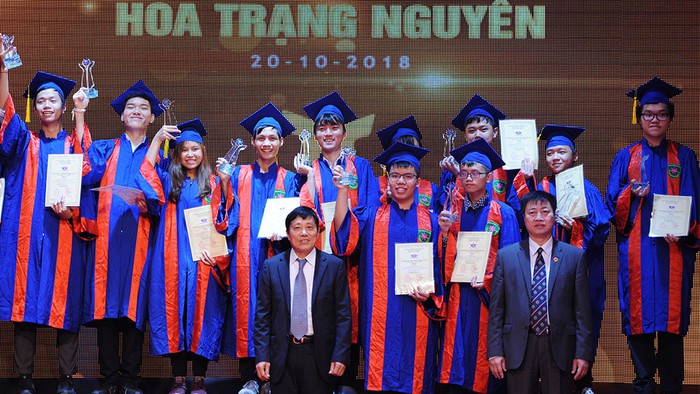195 học sinh, sinh viên phía Bắc giành giải thưởng Hoa Trạng Nguyên - Hình 1