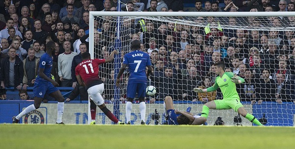 Ghi bàn thắng ở phút bù giờ, Barkley giúp Chelsea cầm hòa MU