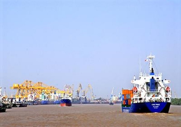 Hải Phòng: Lượng tàu lớn vào cảng biển ngày một nhiều