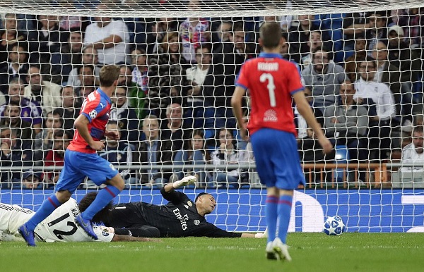 Champions League: Juventus đánh bại MU ngay tại Old Trafford, Real thắng sát nút Viktoria Plzen - Hình 3