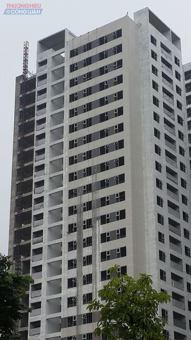 Việt Đức Complex tiếp tục đẩy rủi ro về phía người mua nhà?