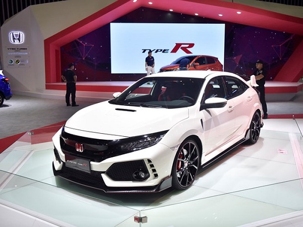 Triển lãm Ô tô VN 2018: Honda trưng bày xe cầu trước nhanh nhất thế giới - Civic Type R - Hình 1