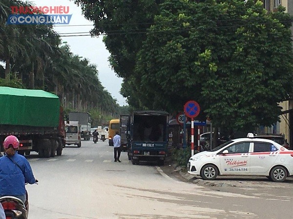 Hà Nội: Vi phạm TTĐT vẫn tái diễn sau chỉ đạo của Công an huyện Gia Lâm - Hình 2