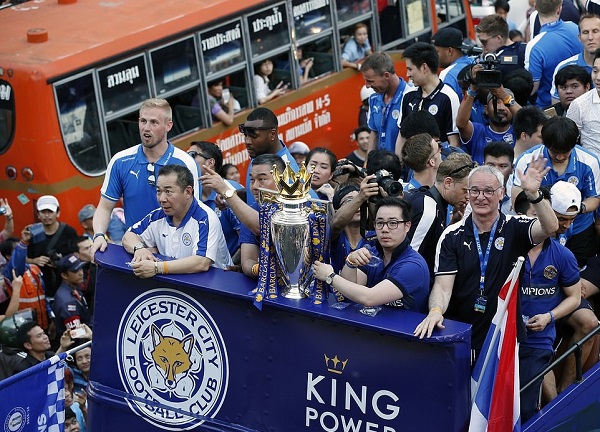 Sốc: Ông chủ người Thái của CLB Leicester Vichai Srivaddhanaprabha đã tử vong trong vụ rơi máy bay