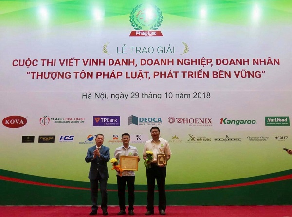 Trao giải cuộc thi viết vinh danh doanh nghiệp, doanh nhân "Thượng tôn Pháp luật, Phát triển bền vững”