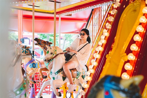 Vé vui chơi Dragon Park tại Hạ Long chỉ còn 50.000 đồng