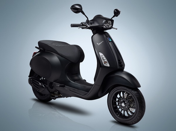 Piaggio Việt Nam ra mắt bộ đôi phiên bản đặc biệt Vespa ‘bóng đêm’