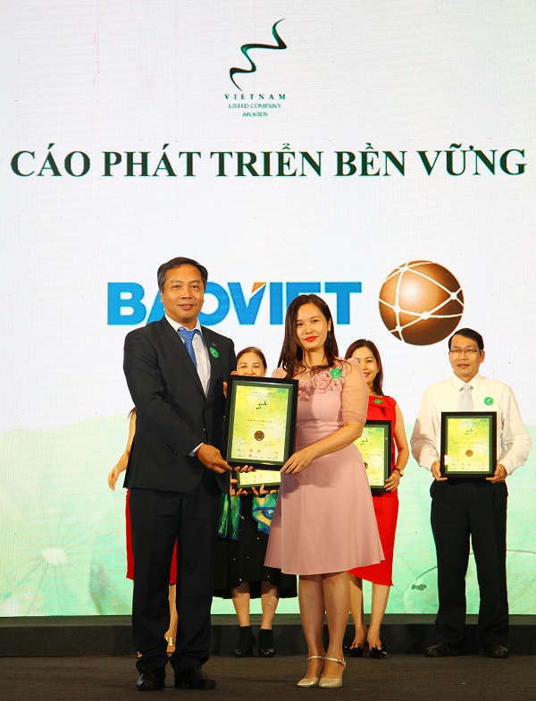 Bảo Việt lập “hattrick” giải thưởng tại Cuộc bình chọn doanh nghiệp niêm yết năm 2018 - Hình 2