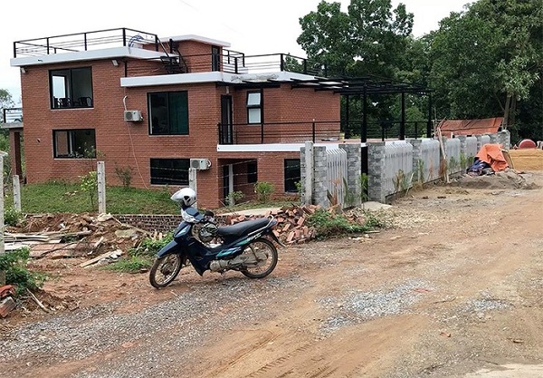 Vụ 'xẻ thịt' đất rừng Sóc Sơn: 3/45 chủ công trình sai phạm xin tự tháo dỡ