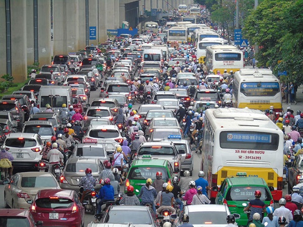 Hà Nội: Triển khai ĐA thu phí phương tiện cơ giới vào một số khu vực nguy cơ ùn tắc - Hình 1