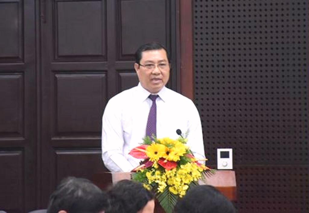 Đà Nẵng: Chủ tịch UBND TP vi hành, ghi hình cảnh bát nháo tại bến xe - Hình 2