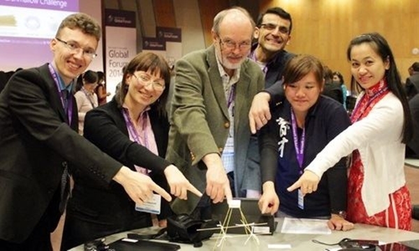 Chuyên gia nước ngoài làm việc tại Việt Nam đang nhận mức lương hơn 90.400 USD/năm