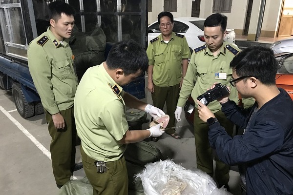 Lạng Sơn: Liên tiếp thu giữ mặt hàng thực phẩm nhập lậu - Hình 2