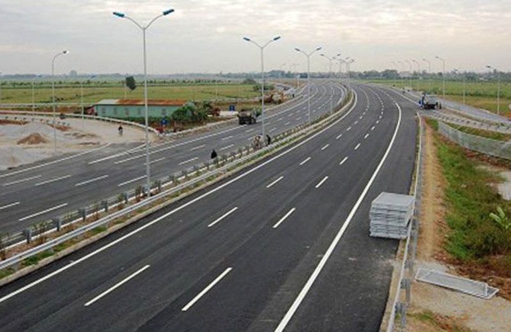 Cao tốc Đà Nẵng-Quảng Ngãi: Thay ngay nhà thầu nếu không bảo đảm tiến độ