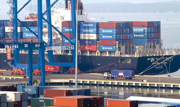 Ba ngành cùng phối hợp ngăn chặn và xử lý vi phạm hàng trung chuyển, quá cảnh