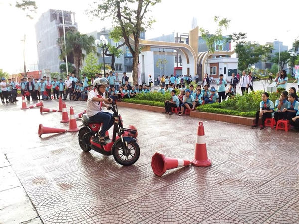 Bắc Giang: Nhiều giải pháp hạn chế tai nạn giao thông - Hình 1