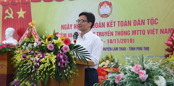 Phó Thủ tướng Vũ Đức Đam dự Ngày hội Đại đoàn kết toàn dân tộc tại Đất Tổ Hùng Vương