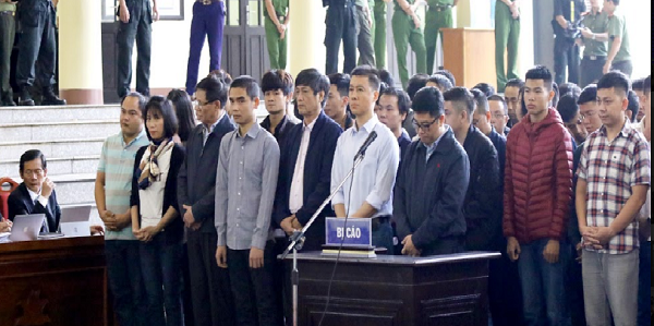 Xét xử vụ án đánh bạc nghìn tỷ: Bị cáo khai có mẫu logo, banner quảng cáo giao dịch Rik đánh bạc