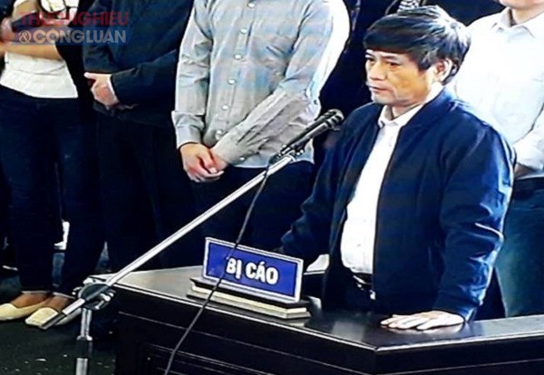 Phó Chánh án tòa Phú Thọ lý giải việc hai cựu tướng công an không bị còng tay - Hình 2