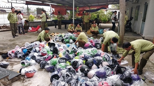 Vĩnh Long: Tiêu hủy gần 15.000 sản phẩm kém chất lượng, hàng giả