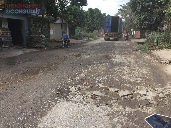 Bắc Giang: Kinh hoàng với những “ổ voi” “ổ gà” mọc trên đường Tỉnh lộ 265 - Hình 2
