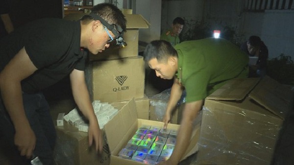 Phát hiện hàng ngàn mỹ phẩm mang nhãn hiệu nổi tiếng không rõ nguồn gốc tại Đắk Lắk