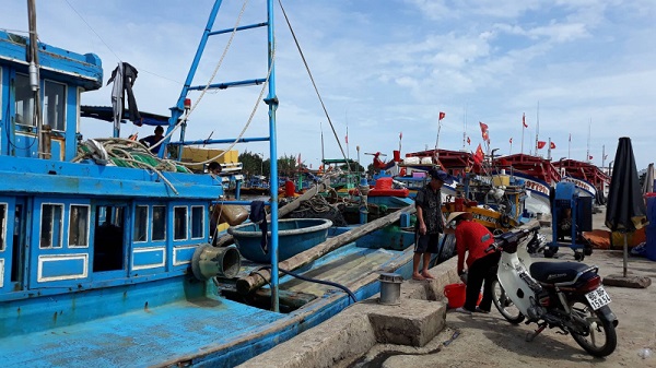 Bình Thuận: Giải tỏa lệnh cấm tàu thuyền - Hình 1
