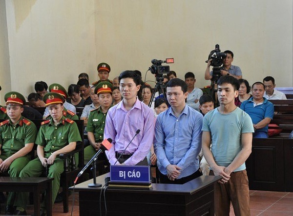 Vụ án tai biến chạy thận ở BVĐK Hòa Bình: Khởi tố Giám đốc Công ty Thiên Sơn - Hình 1