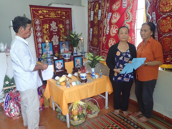 Báo Thương hiệu và Công luận tham gia cứu trợ lũ lụt tại Nha Trang - Hình 4