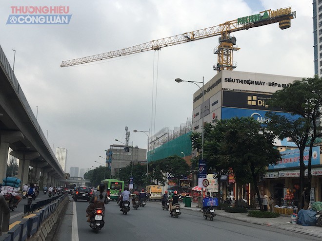 Thanh Xuân (Hà Nội): Thi công dự án Golden-Lan Building, “tử thần” treo lơ lửng trên đầu người dân